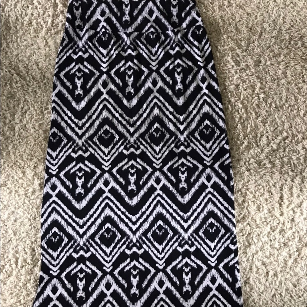 Dressbarn maxi skirt